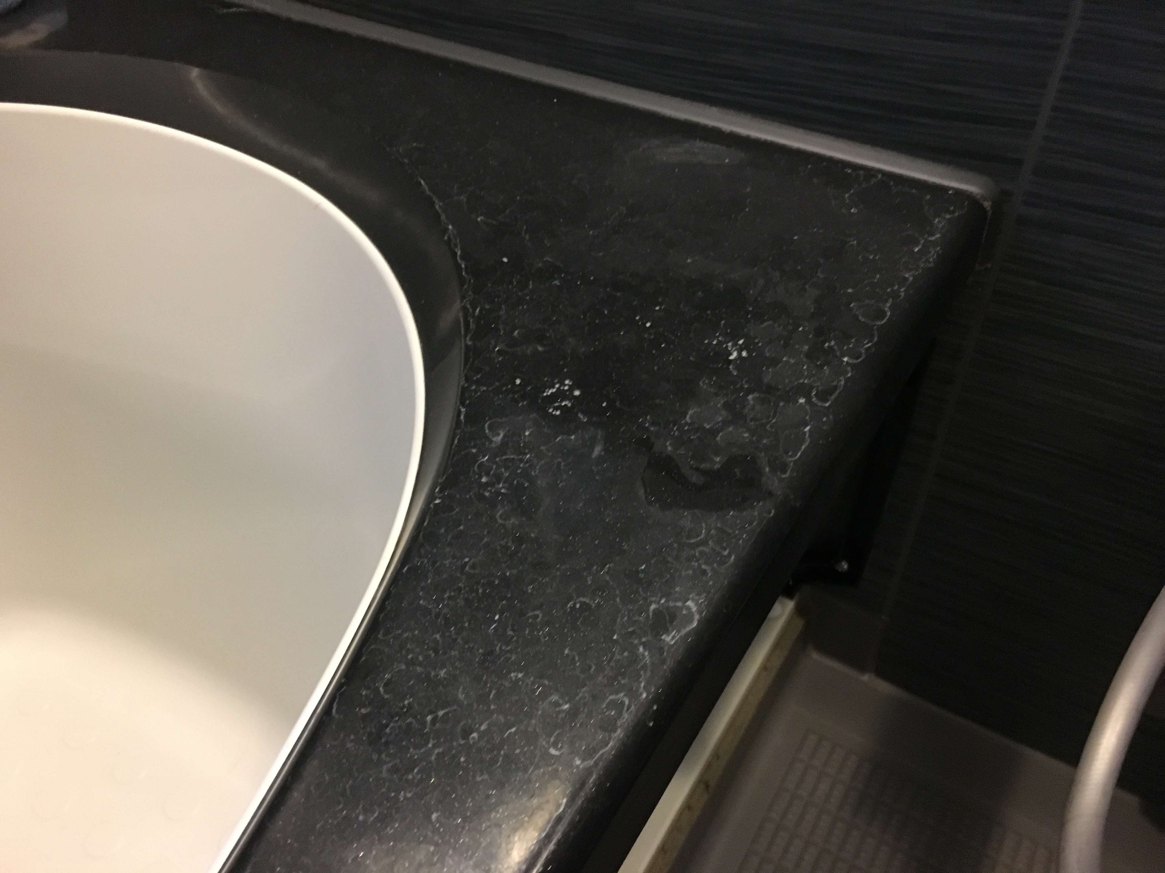 ハウスクリーニング浴室の水垢の汚れ方は によって変わる ハウスクリーニング東京での依頼は クリシア