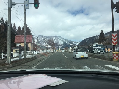 久々に新潟の湯沢に趣味のスノボーに家族で行ってきた！